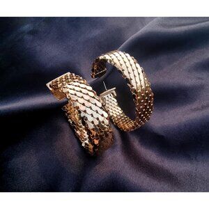 Rare Find Vintage Whiting and Davis Mesh Snake Skin Gold Tone Hoop Earrings